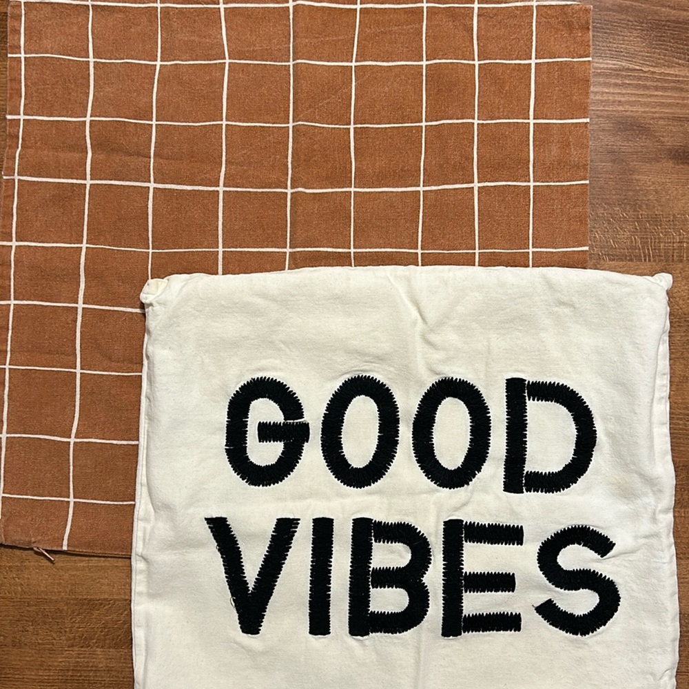 Set of 2 Throw Pillow Cases